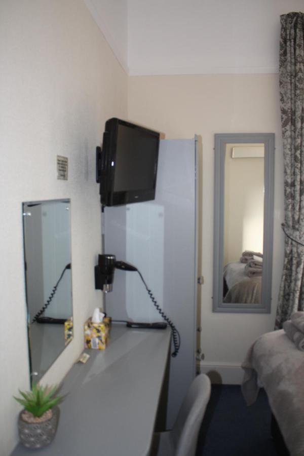 Harcourt Hotel Ilfracombe Bagian luar foto