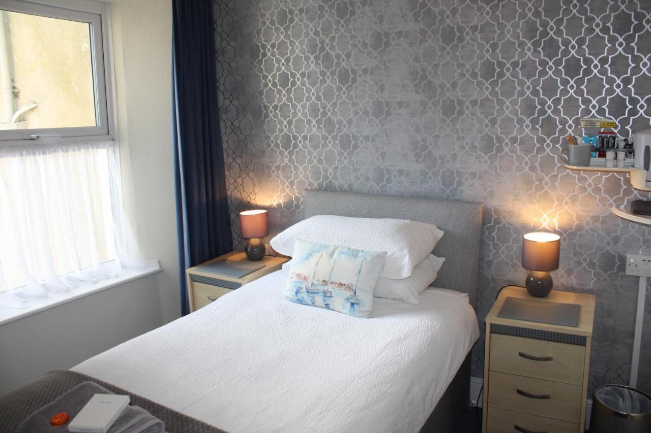 Harcourt Hotel Ilfracombe Bagian luar foto