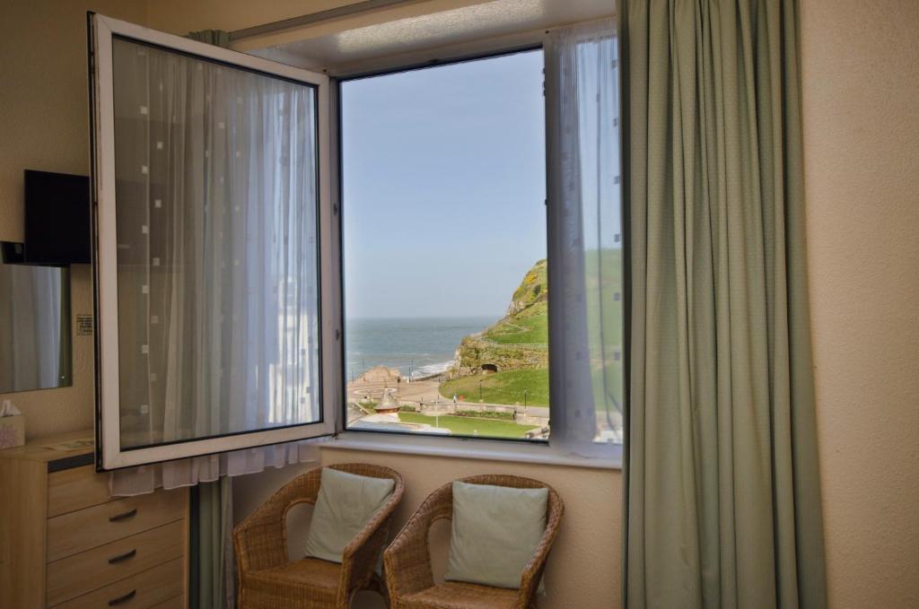 Harcourt Hotel Ilfracombe Bagian luar foto